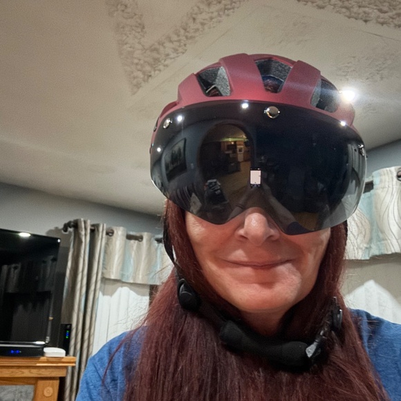 Meet your Posher, Michelle - Picture 3 of 3